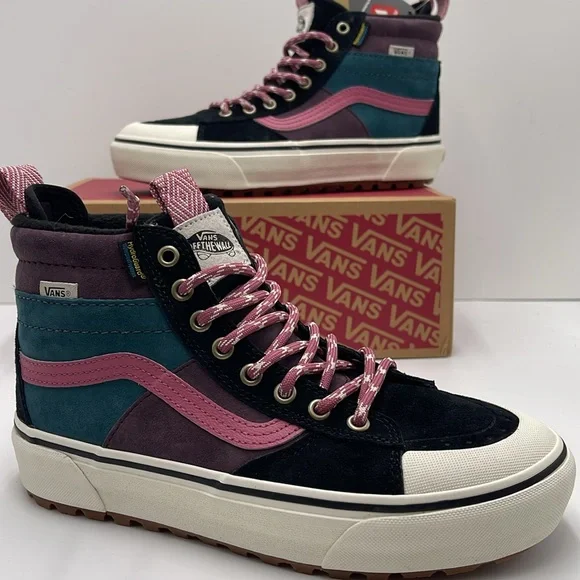 Vans WMNS Sk8-Hi Mte-2 Trekker Multi Color
VNOA5HZZMUL
Boots Cold Weather Snkrs - Picture 14 of 16